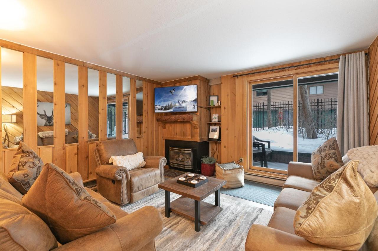 Trails End Starry Night Condo - Downtown Breck, Ski In-Out Breckenridge Exterior photo