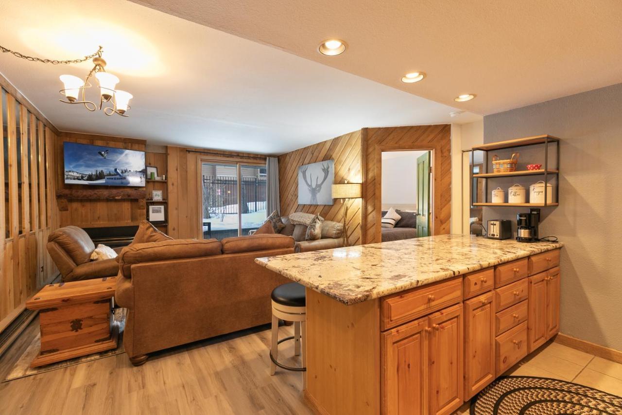 Trails End Starry Night Condo - Downtown Breck, Ski In-Out Breckenridge Exterior photo