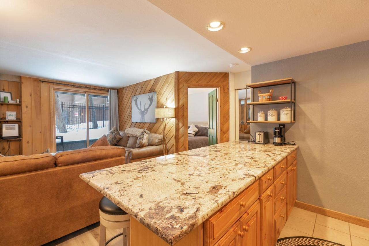 Trails End Starry Night Condo - Downtown Breck, Ski In-Out Breckenridge Exterior photo