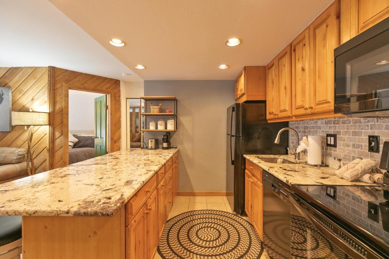 Trails End Starry Night Condo - Downtown Breck, Ski In-Out Breckenridge Exterior photo