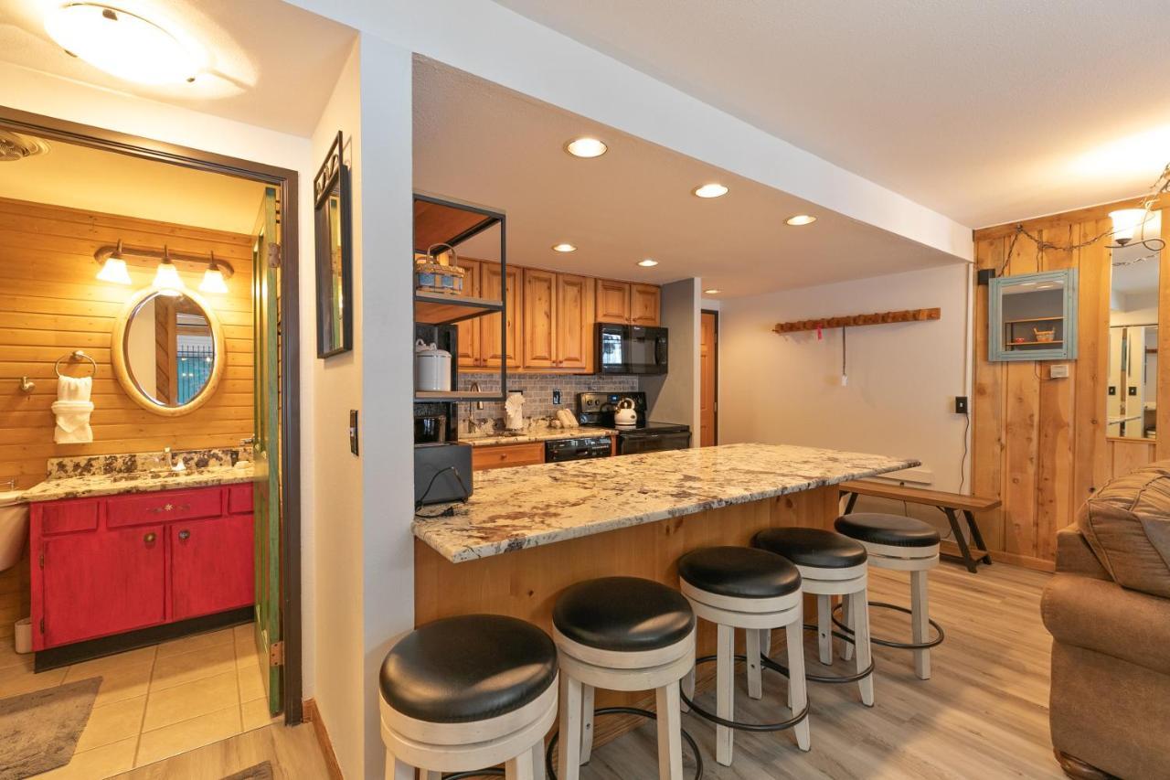 Trails End Starry Night Condo - Downtown Breck, Ski In-Out Breckenridge Exterior photo